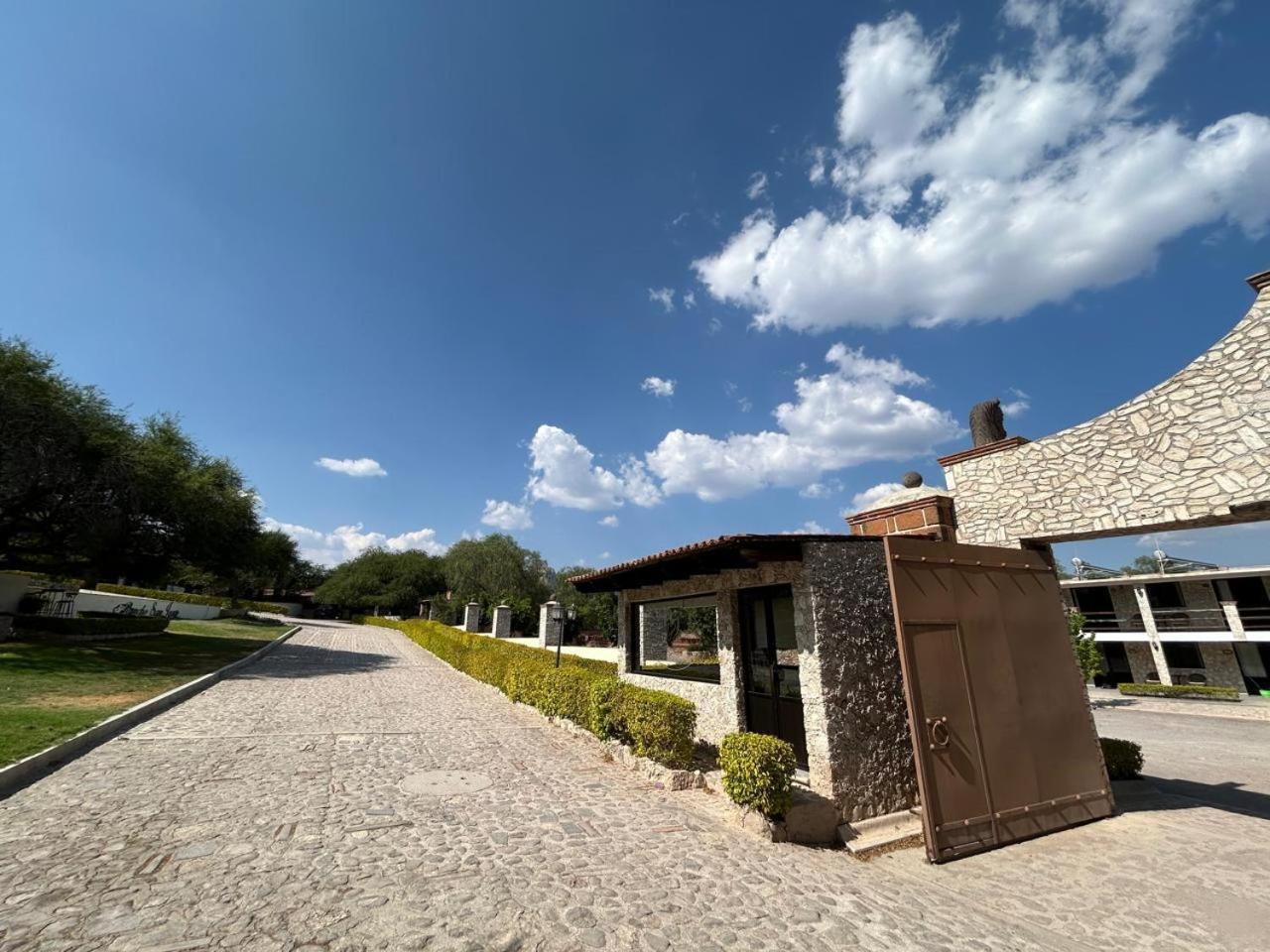 Cabanas, Suites Y Habitaciones Rancho San Jorge Bernal Exteriér fotografie
