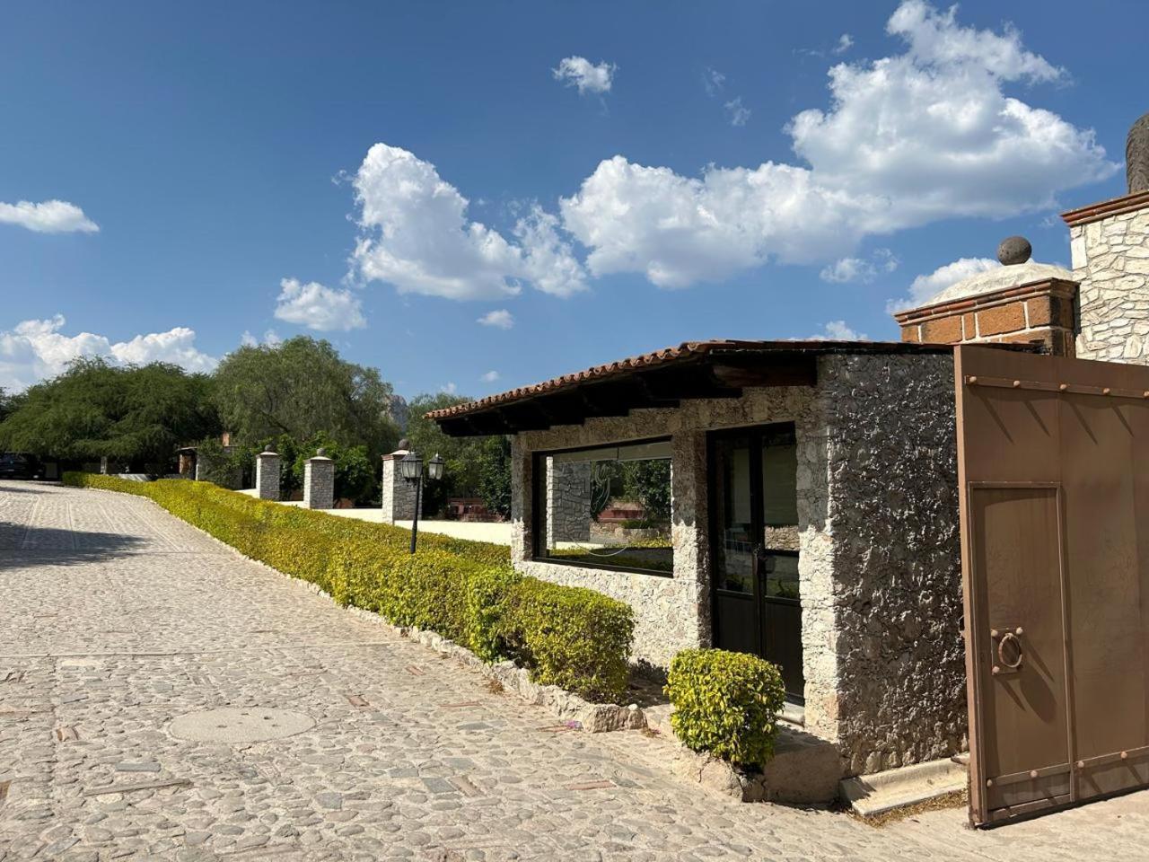 Cabanas, Suites Y Habitaciones Rancho San Jorge Bernal Exteriér fotografie